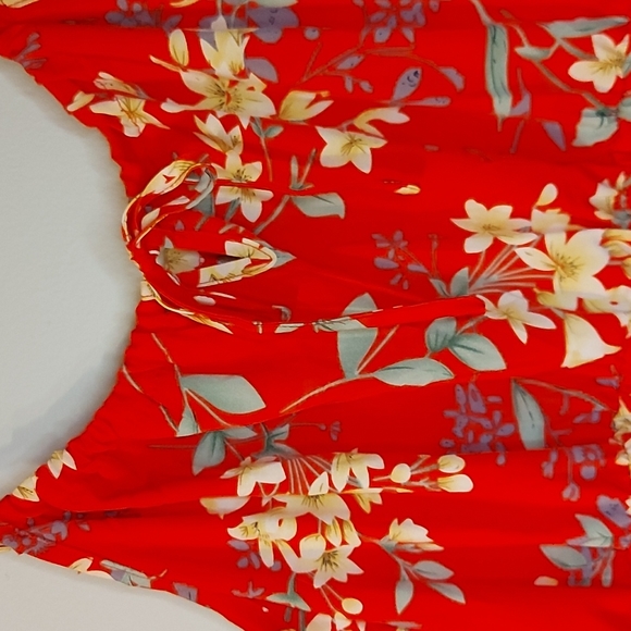 Red Dress with floral print - Picture 3 of 7